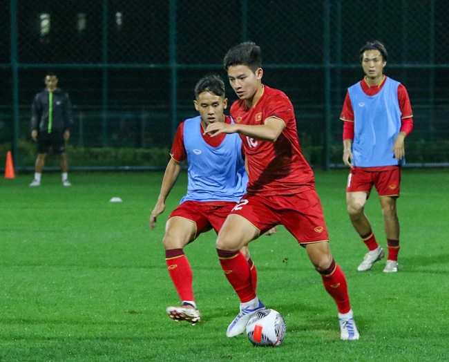 Đội tuyển Việt Nam tích cực chuẩn bị cho trận giao hữu với Trung Quốc
