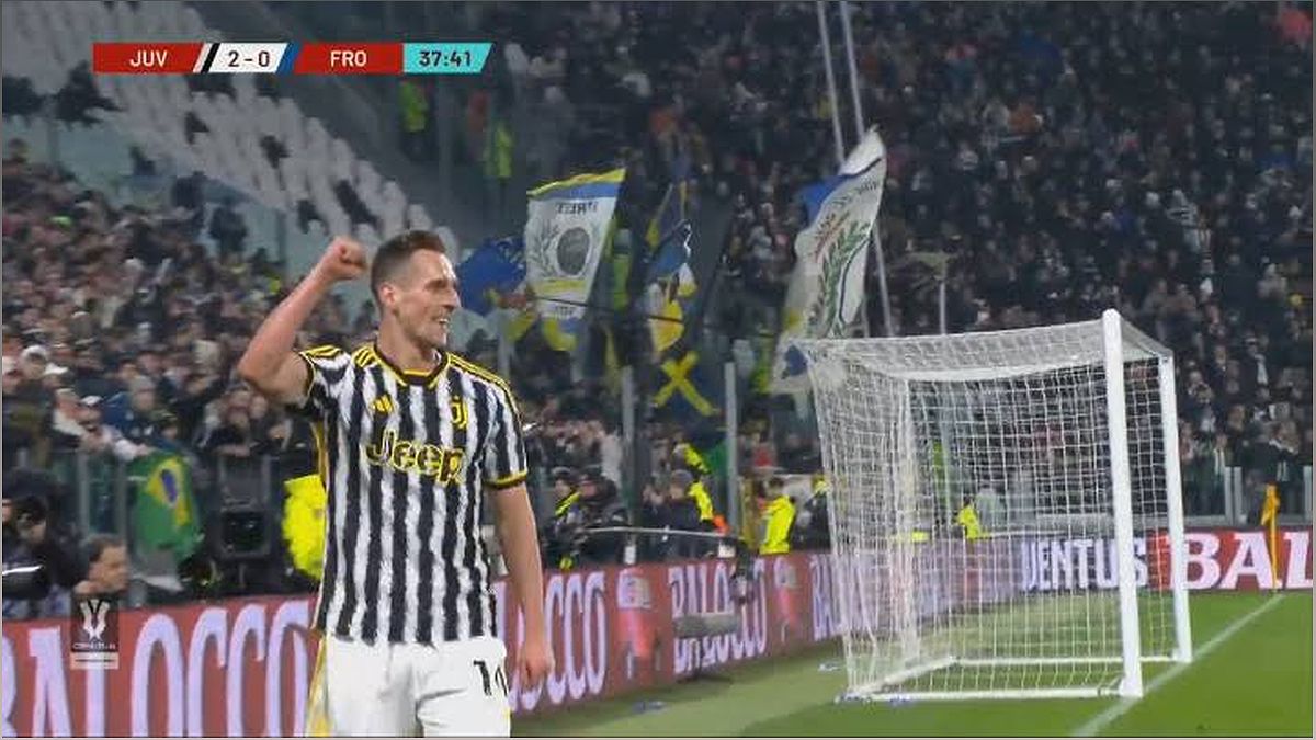 Juventus hủy diệt Frosinone với cú hat-trick của Milik - -2076758330