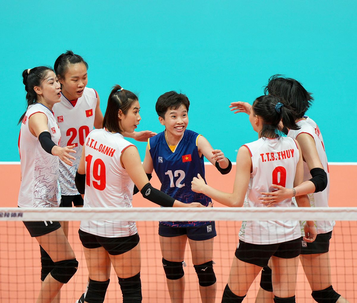 Đội tuyển bóng chuyền nữ Việt Nam: Thành tích ấn tượng tại ASIAD 19 - -1517368764
