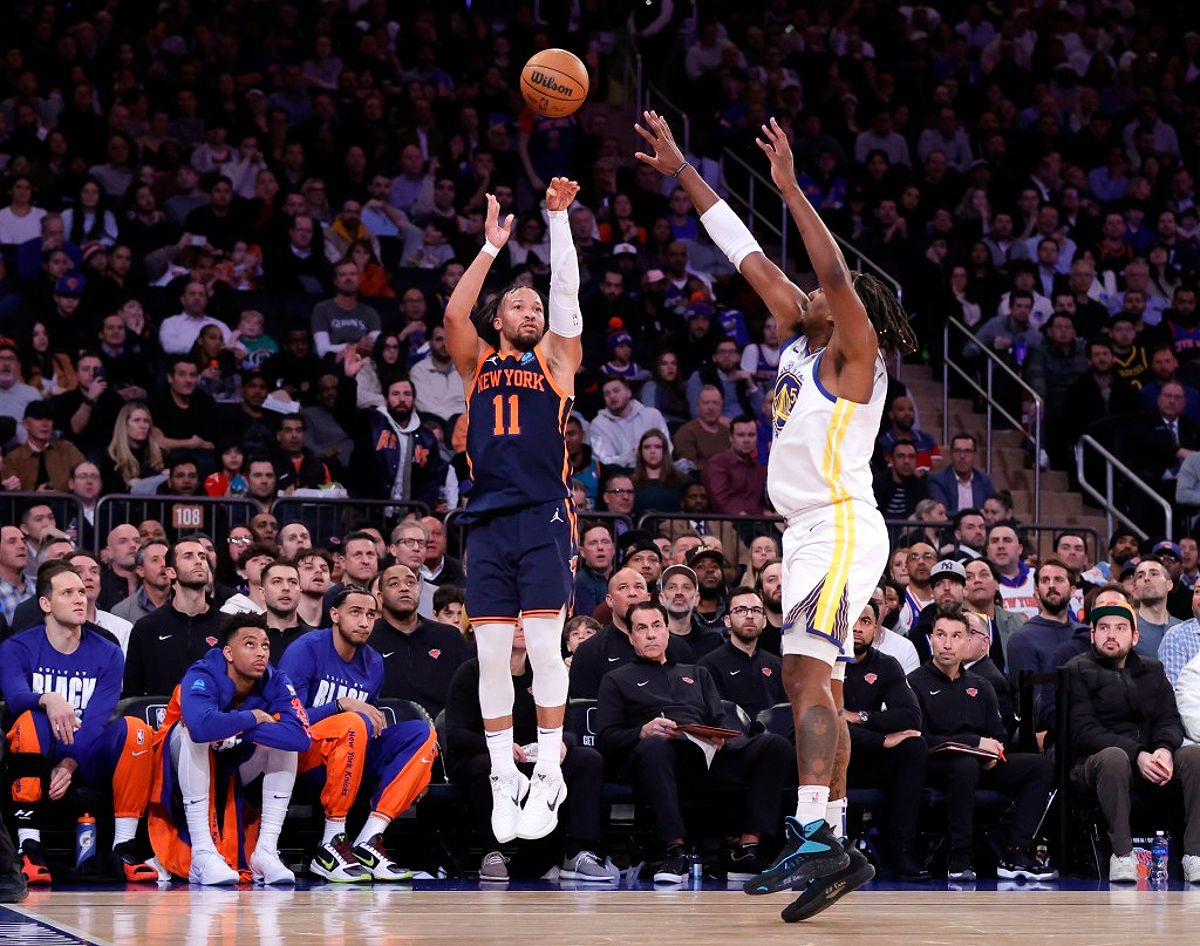 Steph Curry giúp Golden State Warriors đánh bại New York Knicks với tỷ số 110-99 - -1108838390